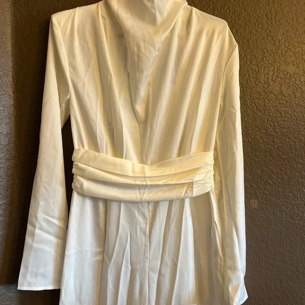 PrettyLittleThing Classic cream Jumpsuit size 6 BRAND NEW
